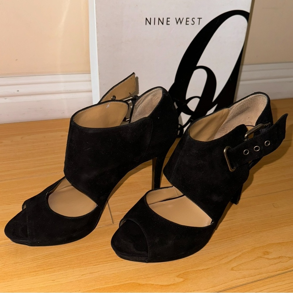 Nine West - black suede buckle heels, size 8
